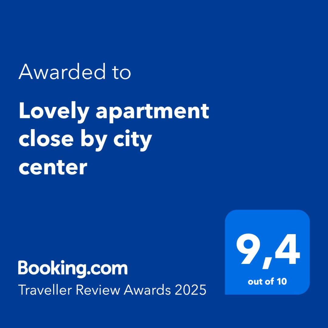 Lovely Apartment Close By City Center مالقة المظهر الخارجي الصورة
